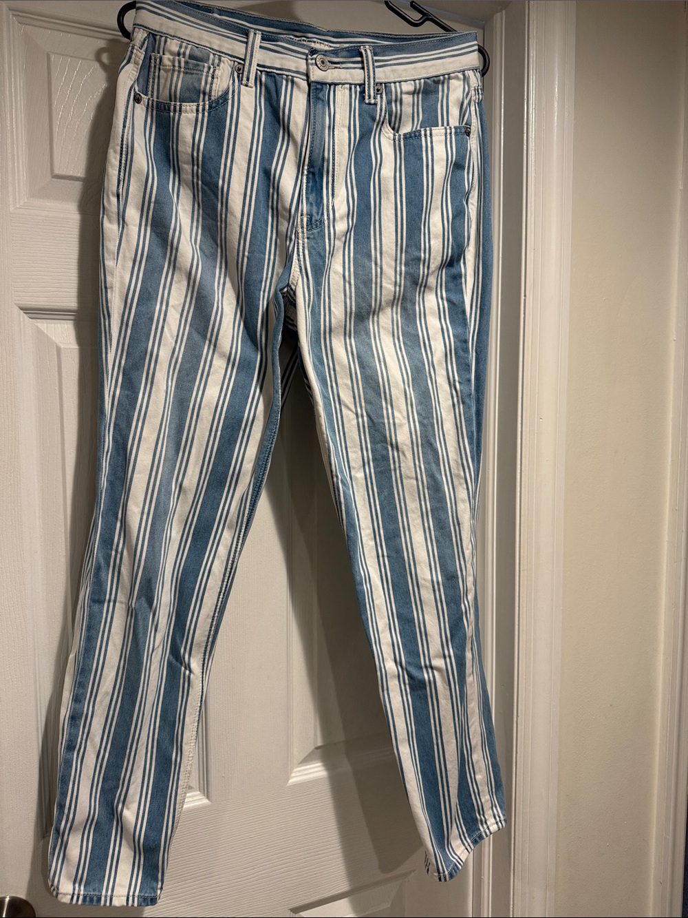 American Eagle Vertical Striped High-Rise Jeans in Blue and White